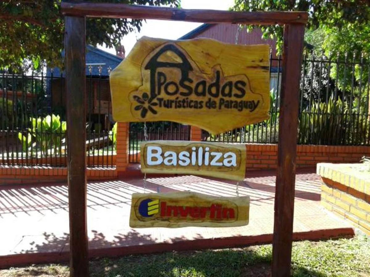 Posada Basiliza, Encarnacion Py Exteriör bild